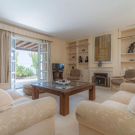 Villa Bella Lanzarote กอสตา เตกีสเซ ภายนอก รูปภาพ