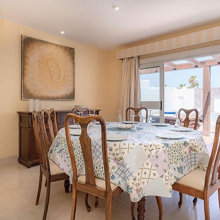 Villa Bella Lanzarote กอสตา เตกีสเซ ภายนอก รูปภาพ