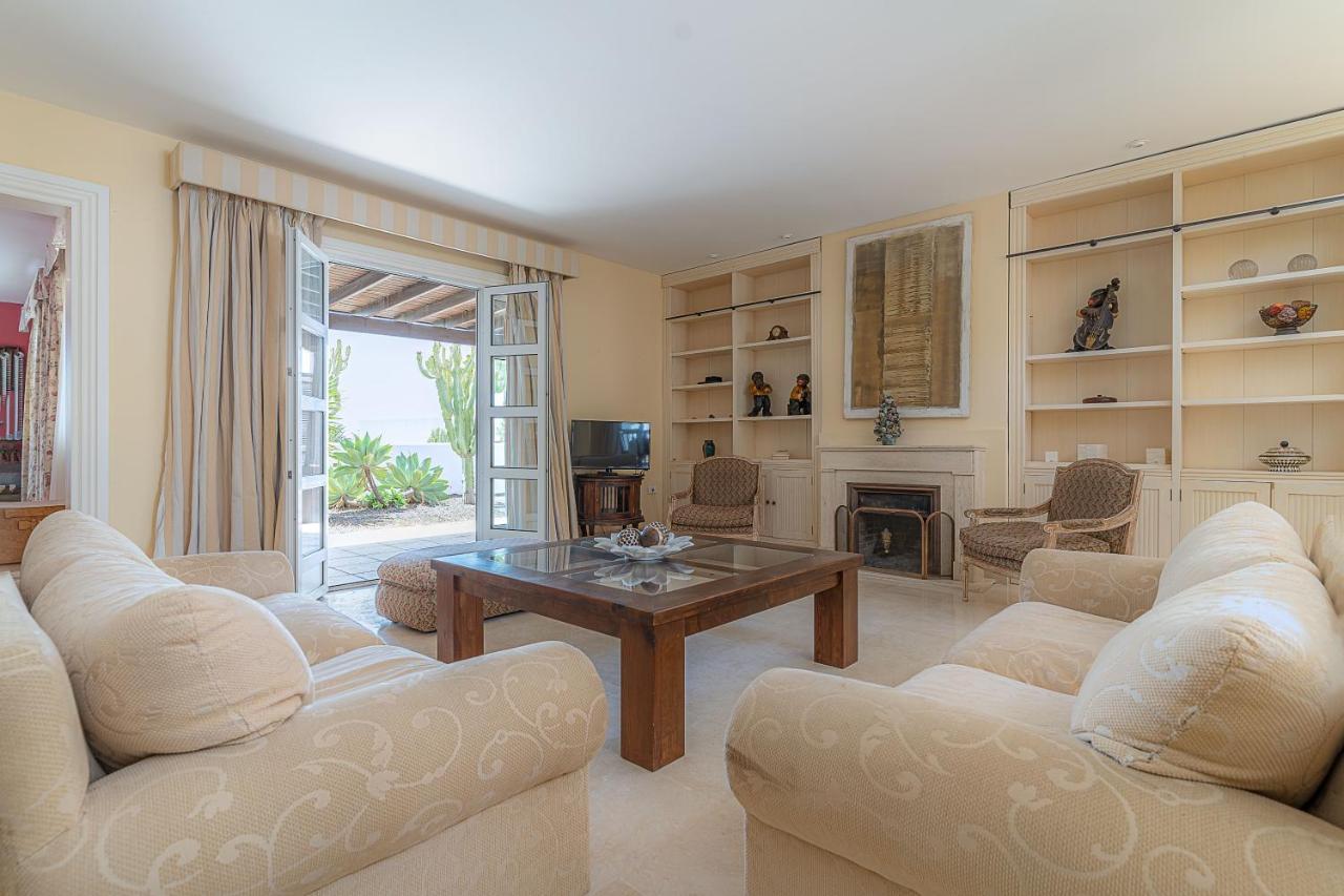 Villa Bella Lanzarote กอสตา เตกีสเซ ภายนอก รูปภาพ